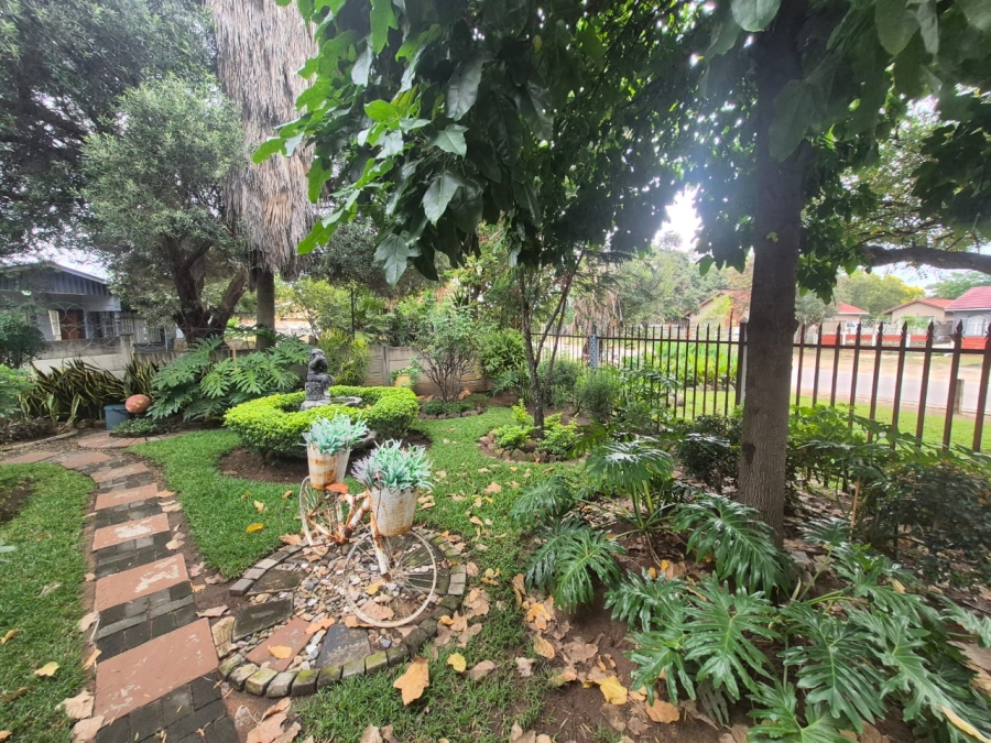3 Bedroom Property for Sale in Oos Einde North West